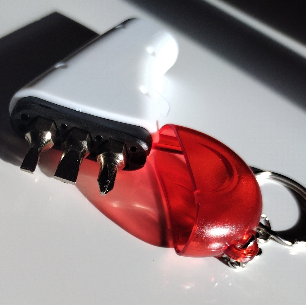 Multipurpose handy tool kit + flashlight key chain